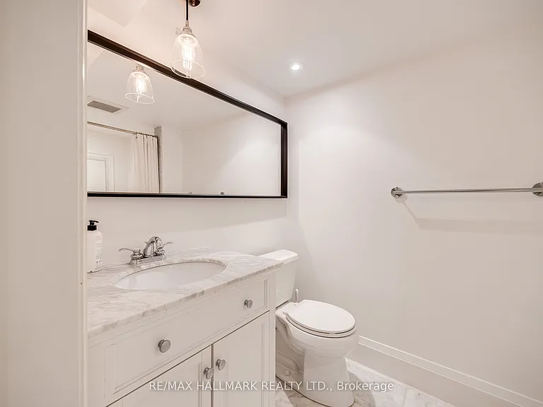 15 McNairn Ave — Photo 30