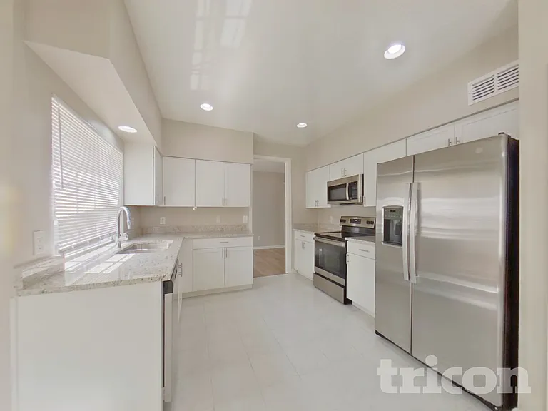 832 Garden Glen Loop — Photo 9