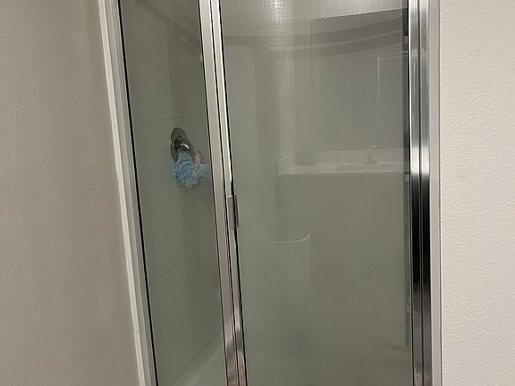 4th image of 1635 Wynford Cir #1