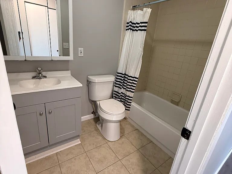 480 E Elder Rd #2 — Photo 2