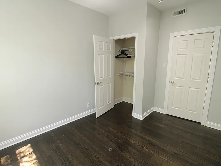 1542 W Waveland Ave #1 — Photo 12