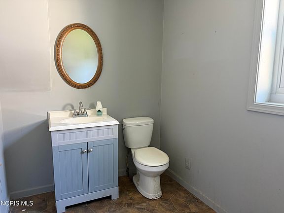 5th image of 1004 Alger St
