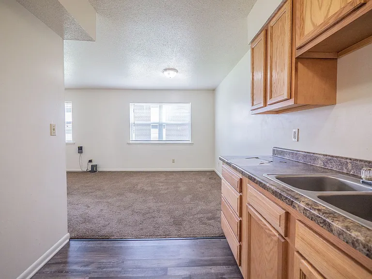 Campus View Apartments — Photo 84