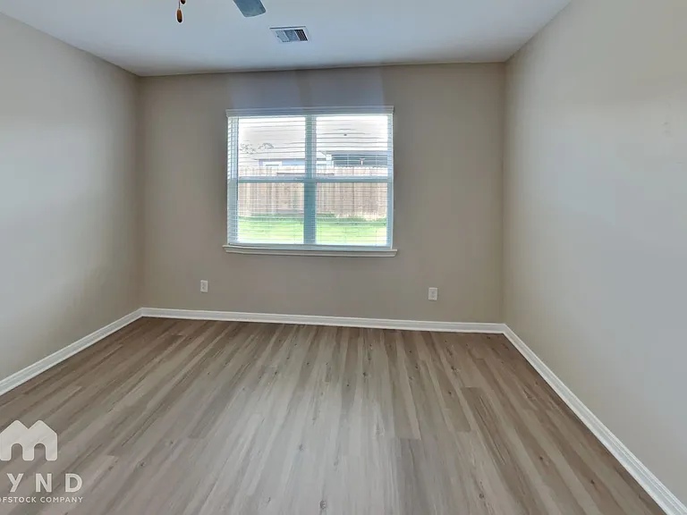 15514 Caramel Springs Dr — Photo 8