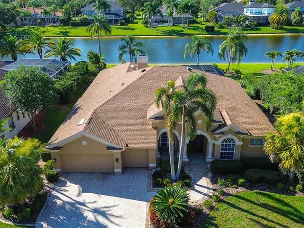 3895 Mimosa Pl, Palm Harbor, FL 34685