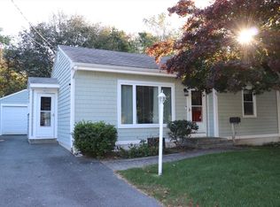 91 Bellview Ave, Ashaway, RI 02804