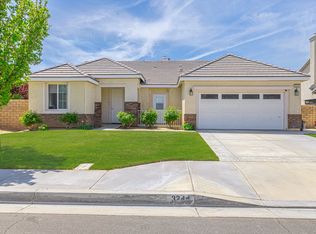 3244 Ashton Pl, Lancaster, CA 93536