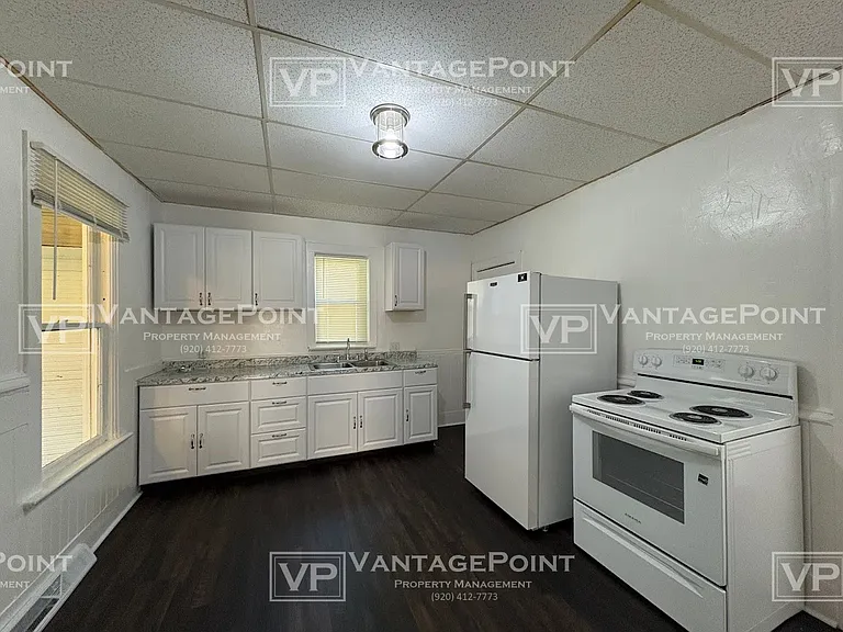 407 N Lafayette St — Photo 2