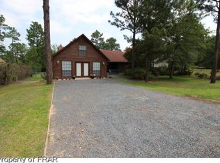 43 Nevada Ct, Spring Lake, NC 28390