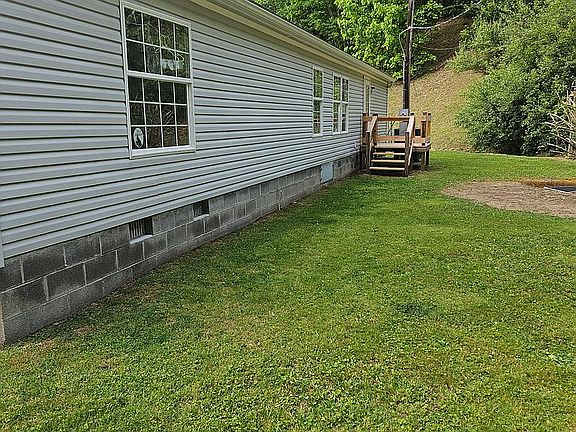 3rd image of 2781 Highway 2058