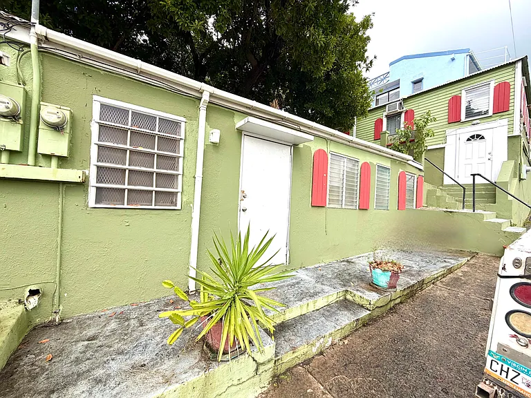 7AB-4 Queen St #CH — Photo 1