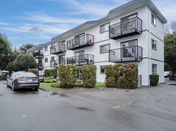 130 Stewart Ave #9, Nanaimo, BC V9S 4B9