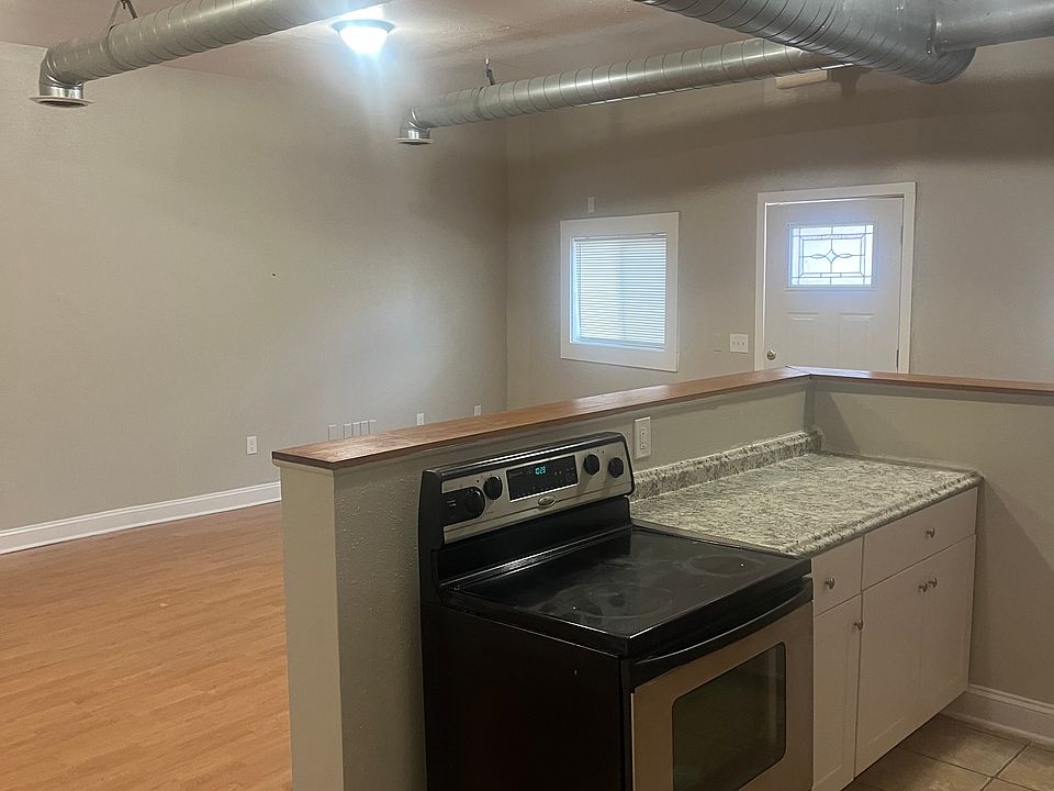 1st image of 1021 W Grant St #1A