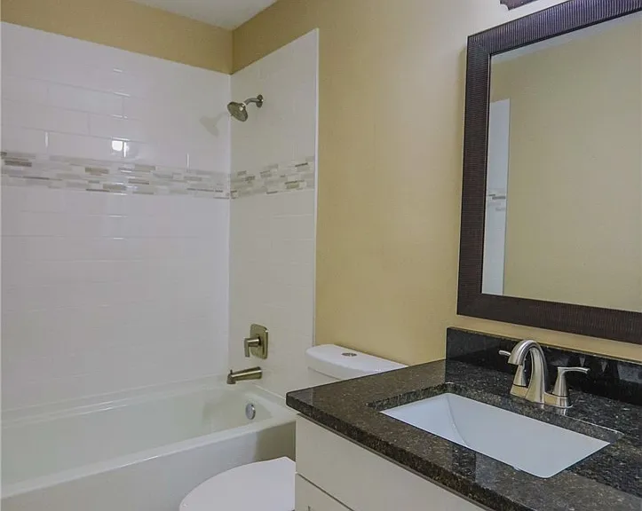 6250 Timberwood Cir #101 — Photo 16