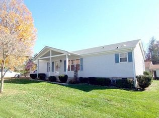 230 Byrd Ln, Hendersonville, NC 28792