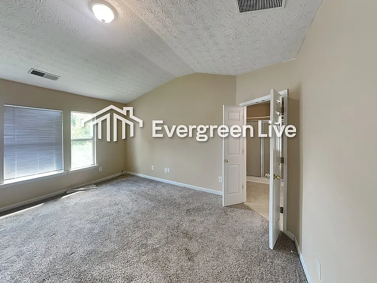 155 Silver Arrow Cir — Photo 8