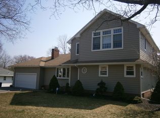 20 Hopper Ln, Wayne, NJ 07470