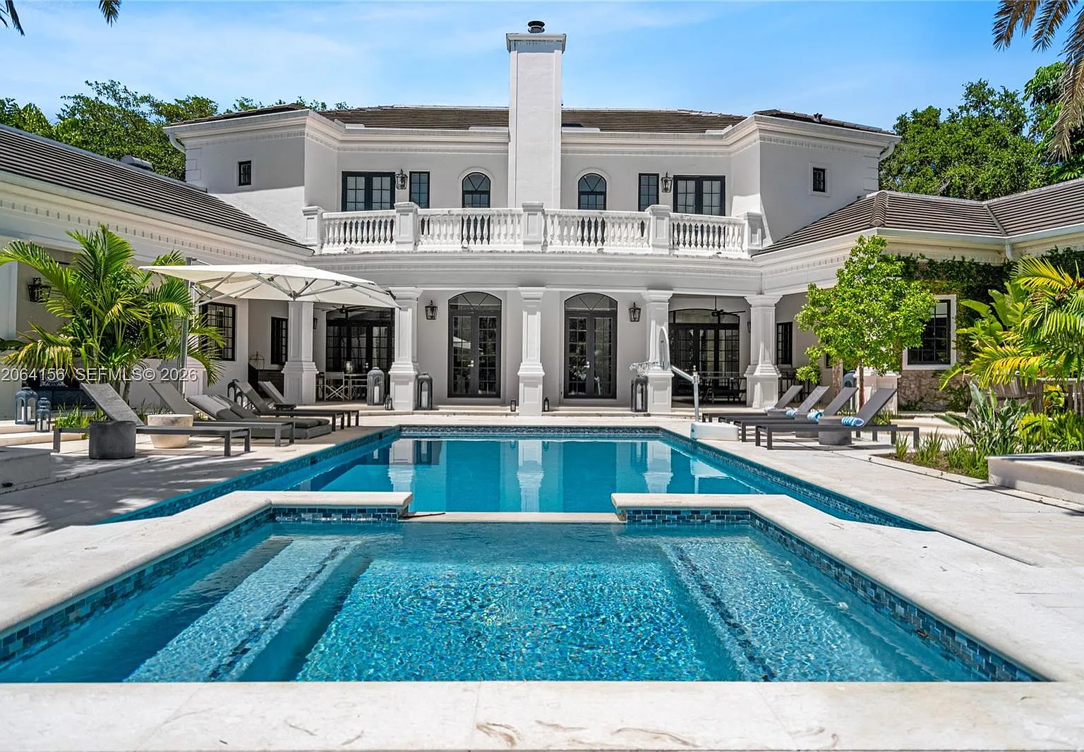 7 bed, 7073 sqft, $55,000 — Photo 1