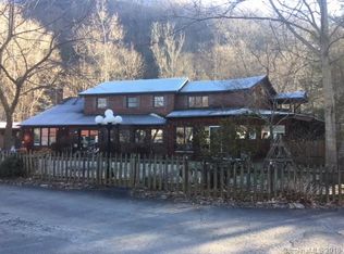 50 Cottage Dr, Maggie Valley, NC 28751