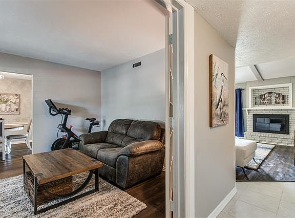 4th image of 6322 Green Valley Dr