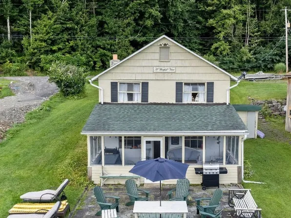 394 W Shore Dr, New Milford, PA 18834