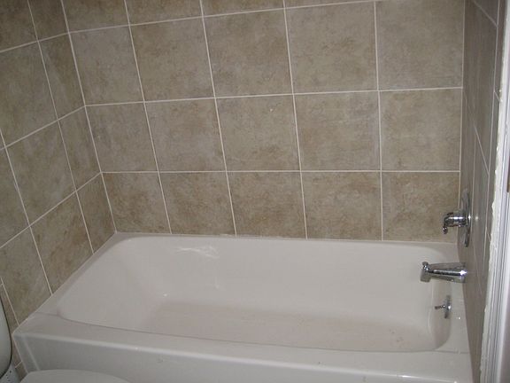 Main floor full bath