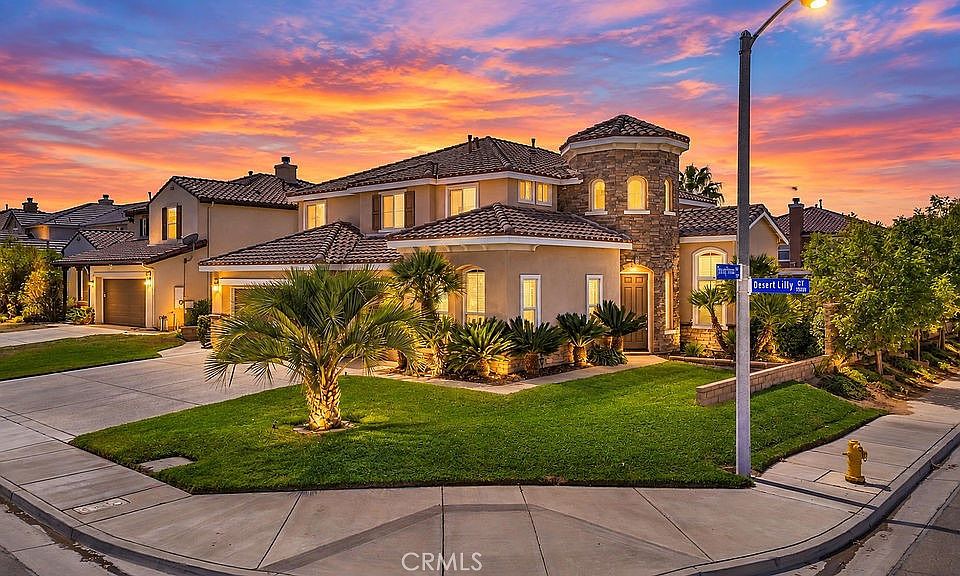 1st image of 39339 Desert Lilly Ct