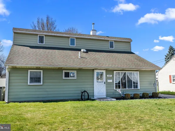 157 Bedford Rd, Fairless Hills, PA 19030