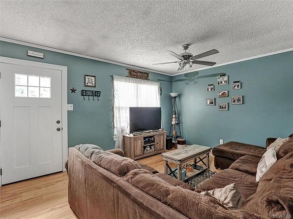 2nd image of 9225 Lost Forest Dr