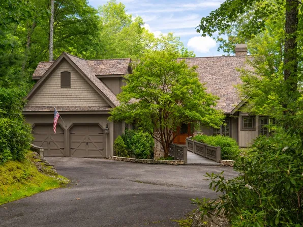 150 Old Hunters Run, Cashiers, NC 28717