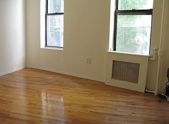 2nd image of 93 Bedford St APT 2B