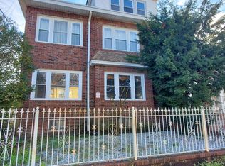 90 Leslie St FLOOR 3, Newark, NJ 07108