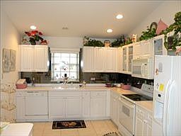 2nd image of 857 Charlemagne Blvd