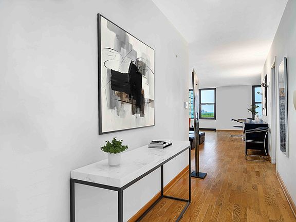 5th image of 3150 N Lake Shore Dr APT 19B