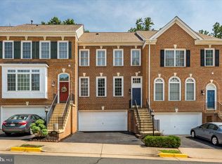 5642 Governors Pond Cir, Alexandria, VA 22310