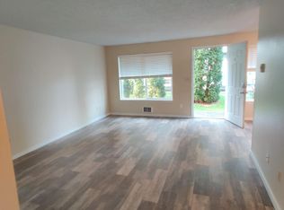 6008 202nd St SW #A, Lynnwood, WA 98036