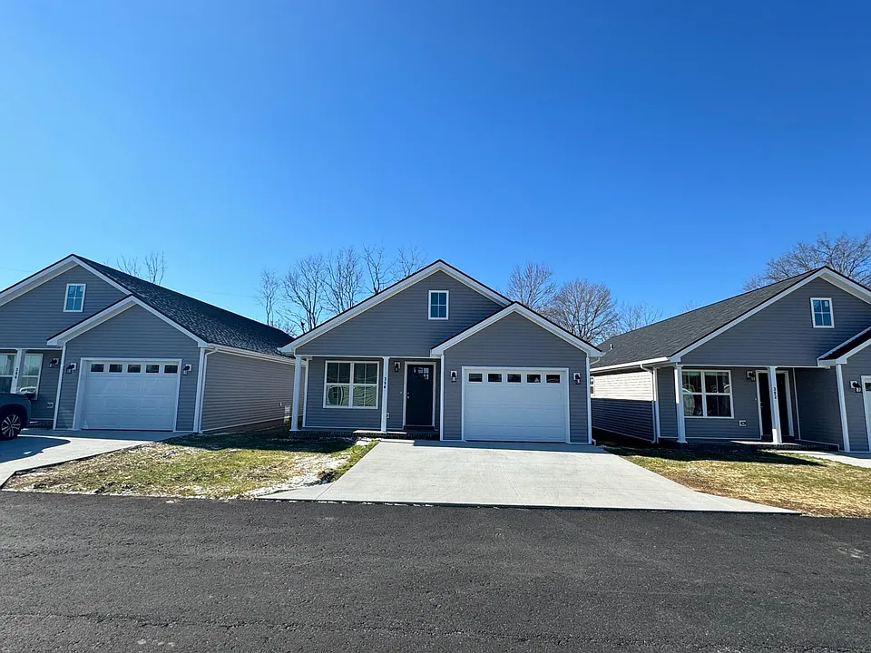 103 Breathitt Ave #306