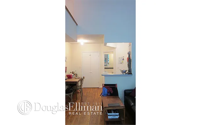 Rented by Douglas Elliman | media 27