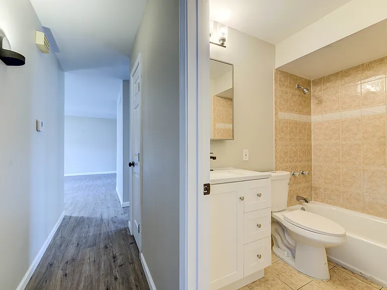 8435 Bridle Spur Dr — Photo 27