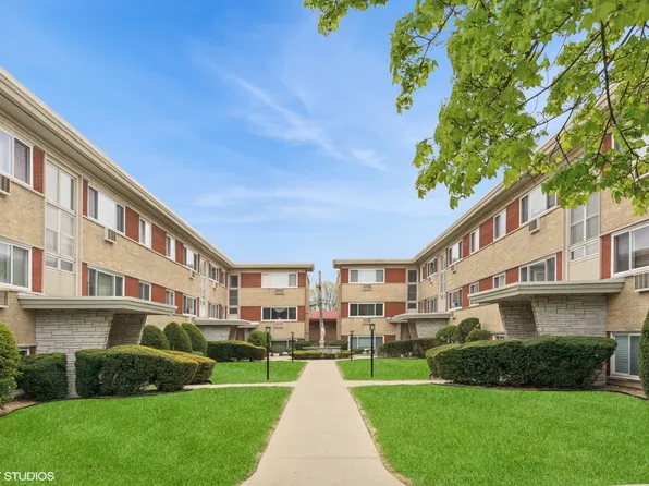 6817 W Raven St Unit 2D, Chicago, IL 60631