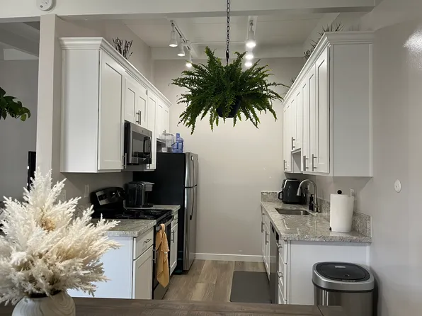 Villa Victoria, 7200 Bollinger Rd APT 810, San Jose, CA 95129