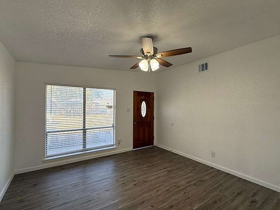 3rd image of 2934 Hatton St