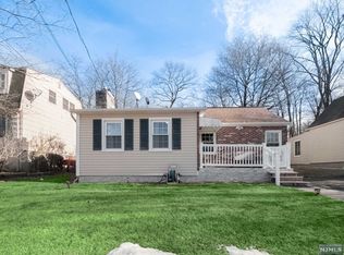 506 Colver Rd, Landing, NJ 07850