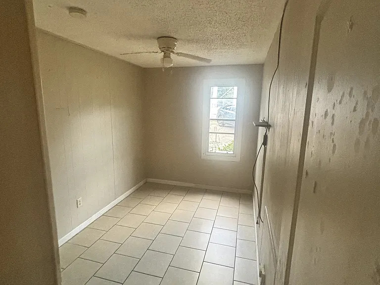 117 Herron Dr — Photo 6