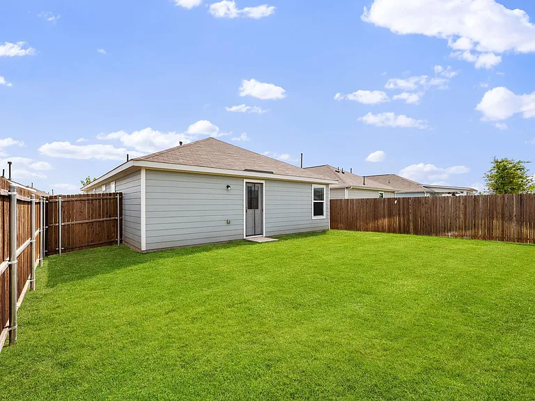 7509 Gray Wolf Ln — Photo 25
