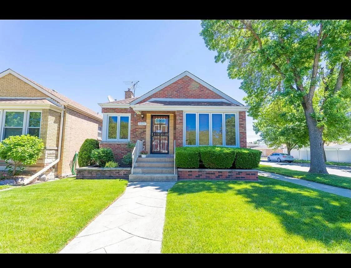 5059 S Leamington Ave photo 1