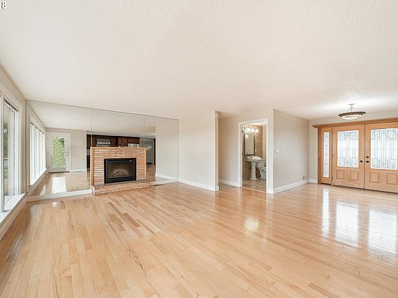5th image of 7011 Sleret Ave