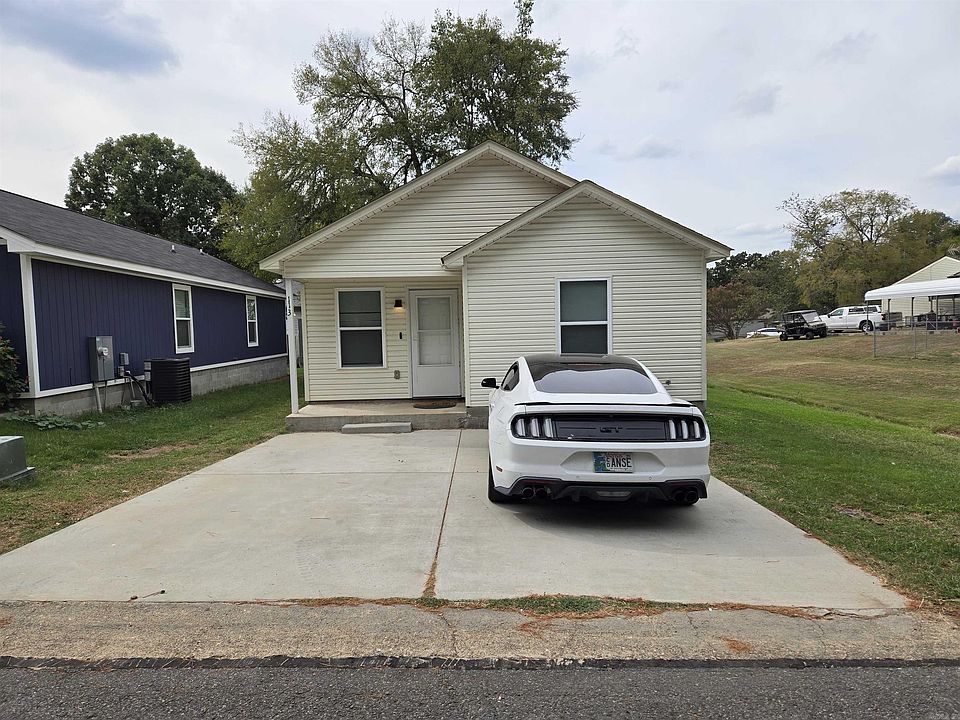 1st image of 113 Shawn St