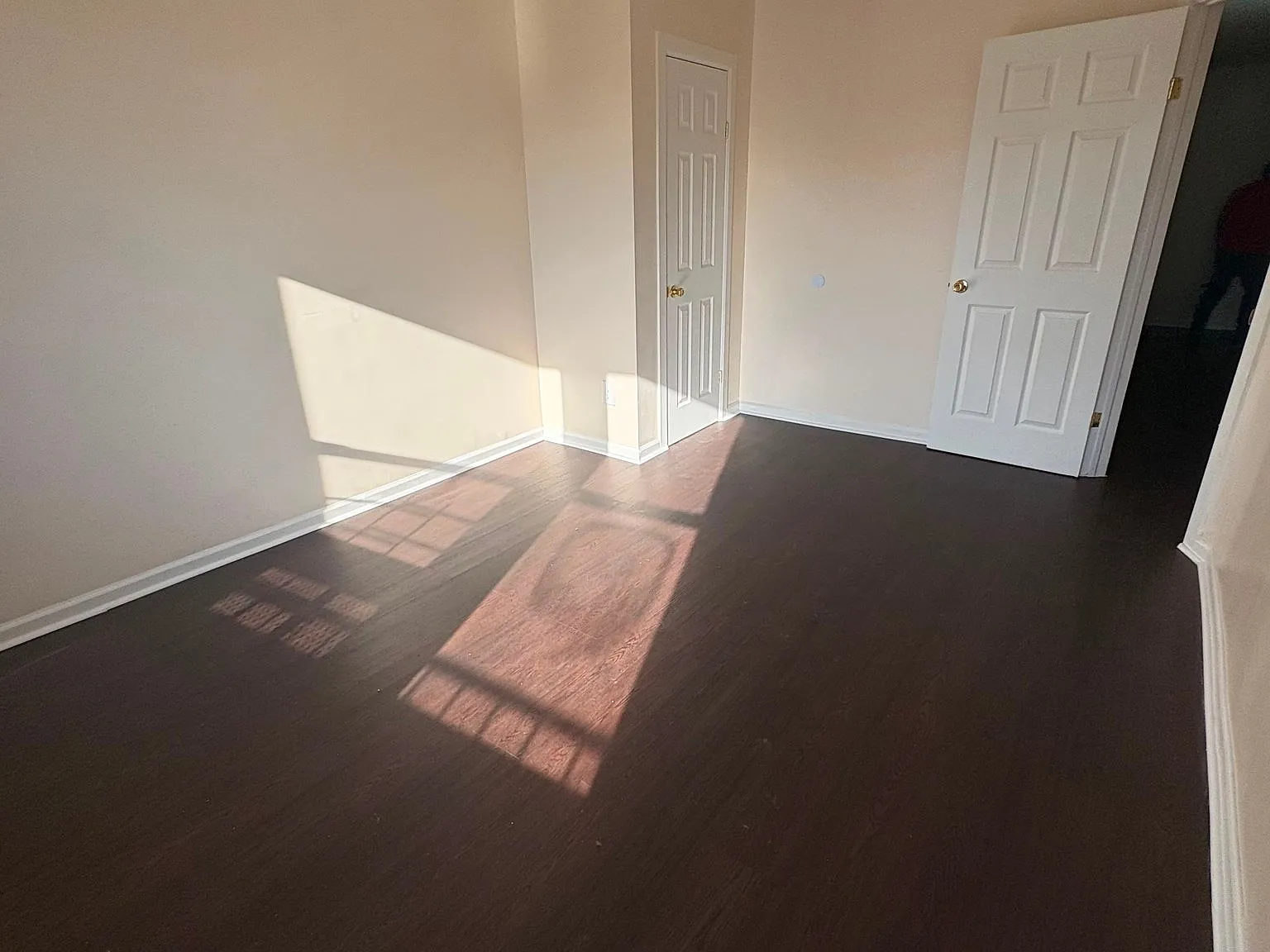 3 bed, 1.0 bath, $3,400 — Photo 2