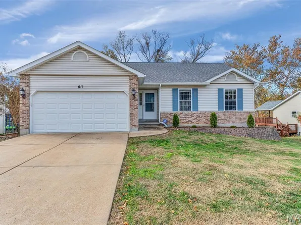 611 Friedberg Dr, Herculaneum, MO 63048